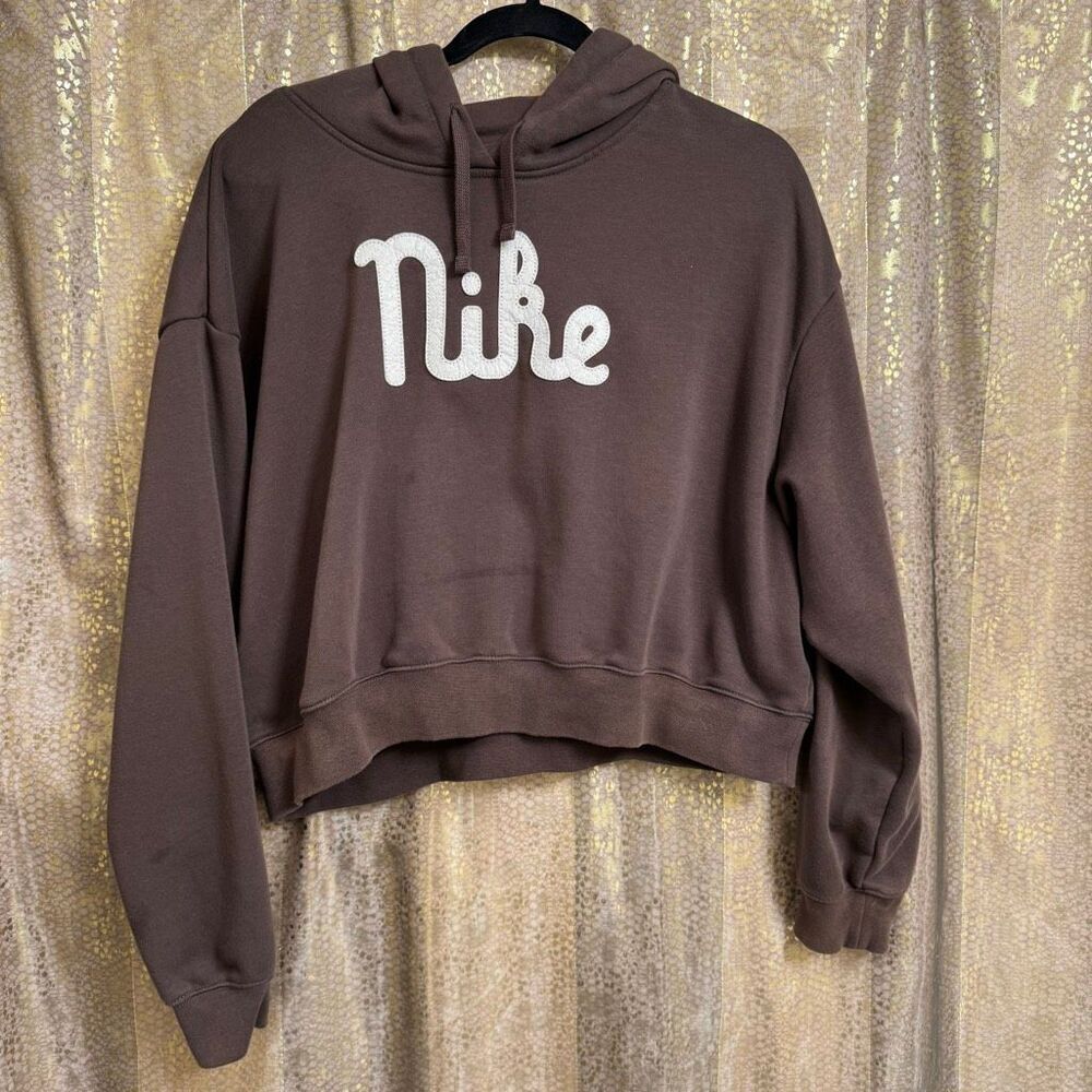 Nike Women's Sportswear Club Fleece Oversized Cropped Hoodie Brown Large